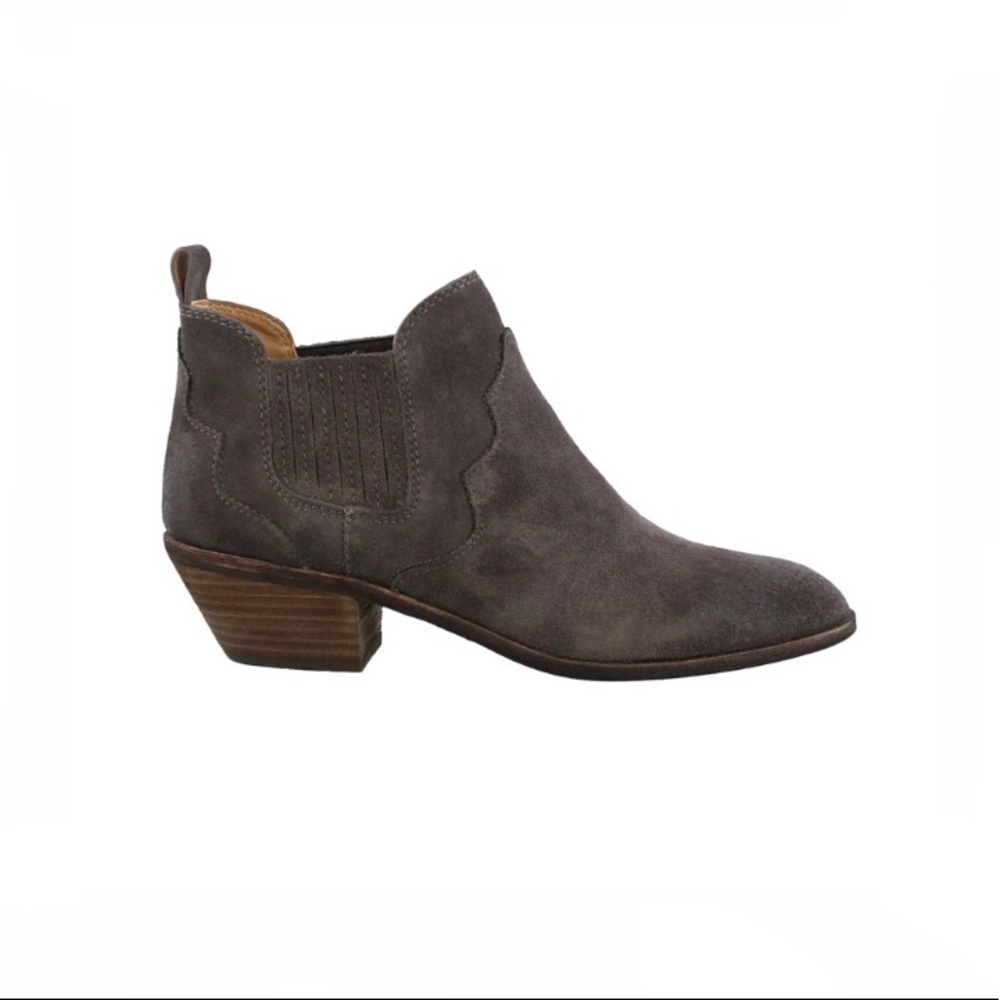 G.H. Bass & Co. | Naomi Suede Bootie - Picture 7 of 8